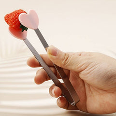 Cleste Creativ pentru Mancare, Kadeny, Model Inimioare din Silicon, 14.5x3 cm, Rezistent la Temperaturi Inalte si Coroziune, Roz