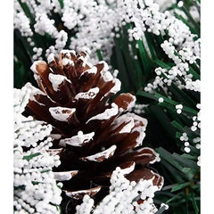 Coronita pentru Craciun Kadeny, diametru 20 cm, din brad artificial, decorata cu conuri si merisoare, inzapezit, Verde/Alb