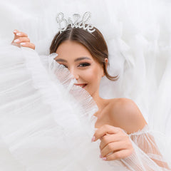 Coronita pentru Mireasa, Kaveny, Model Bride, cu Cristale, Marime Universala, 12.5 x 14.5 cm, Alb