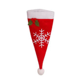 Husa decorativa festiva pentru 3 tacamuri Kadeny, model caciulita cu fulg, material textil si poliester, 18 x 7 cm, rosu