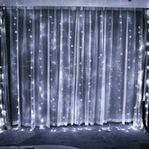 Instalatie Craciun, Tip Perdea, IP44, 6 m x 3 m, 480 LED-uri, Alb rece, cu 8 jocuri de lumini, 31 V, 9W, Interconectabila, Prelungitor 3 m inclus, Fir transparent, Interior/ Exterior, Kaveny