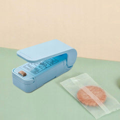 Mini Aparat de Sigilat Pungi cu Baterii, Kadeny, Etansare prin Caldura, Spate Magnetic, Portabil, 9.7x3 cm, Albastru