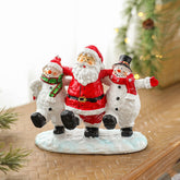 Ornament Decoratiune de Craciun, Kadeny, Decoratiune Mica pentru Craciun din Rasina, Model Mos Craciun cu Oameni de Zapada, 16 x 18 x 8 cm, Rosu Alb