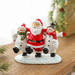 Ornament Decoratiune de Craciun, Kadeny, Decoratiune Mica pentru Craciun din Rasina, Model Mos Craciun cu Oameni de Zapada, 16 x 18 x 8 cm, Rosu Alb