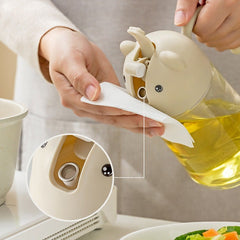 Recipient de ulei, Kadeny, Model Ursulet, Sticla pentru Lichide de Bucatarie, Inchidere Deschidere Automata, 18.5 x 13 cm, Volum 630 ml, Bej