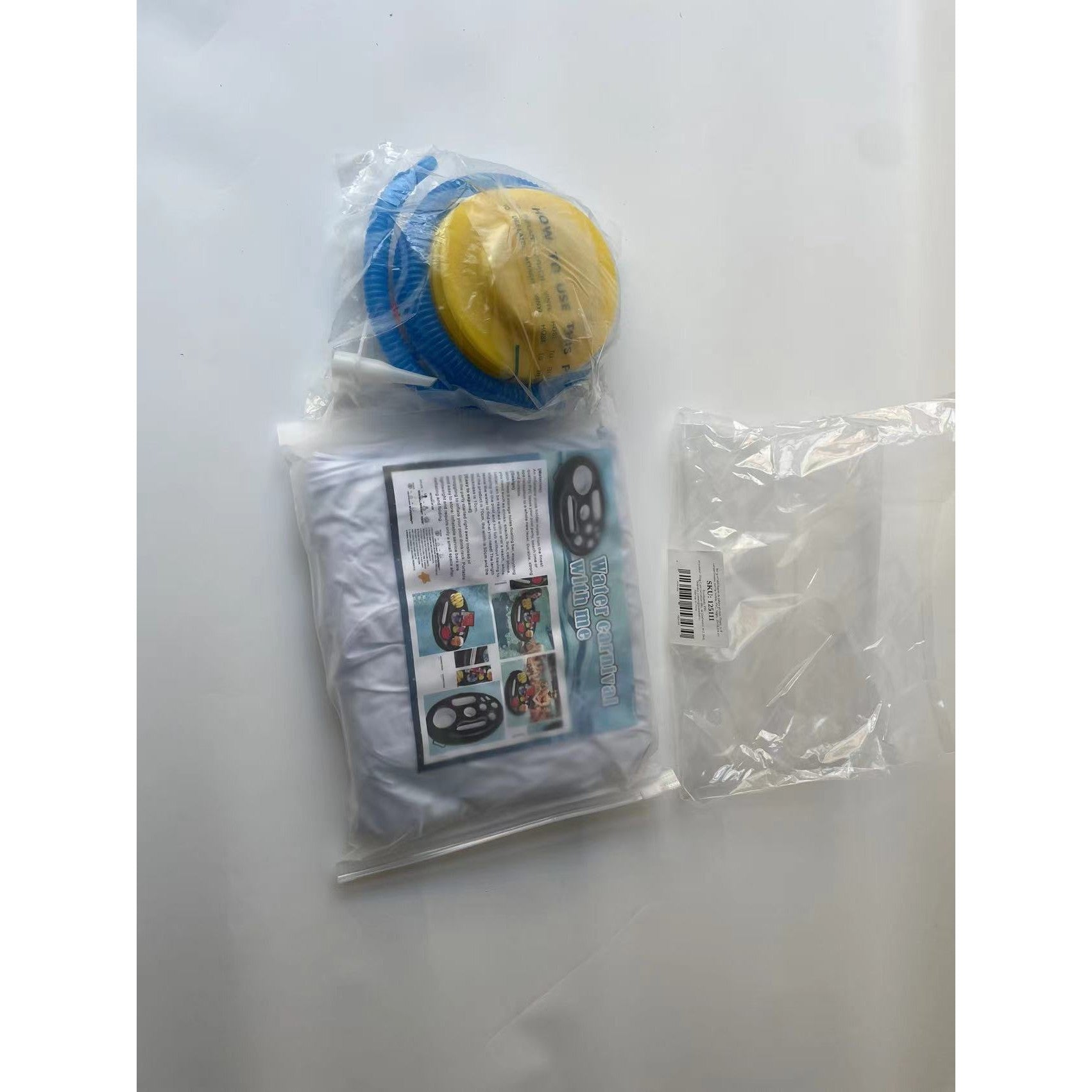 Bar gonflabil/Suport de pahare plutitor, Kaveny, cu 9 compartimente, pompa inclusa, PVC, Negru, 25x18,5x4 cm