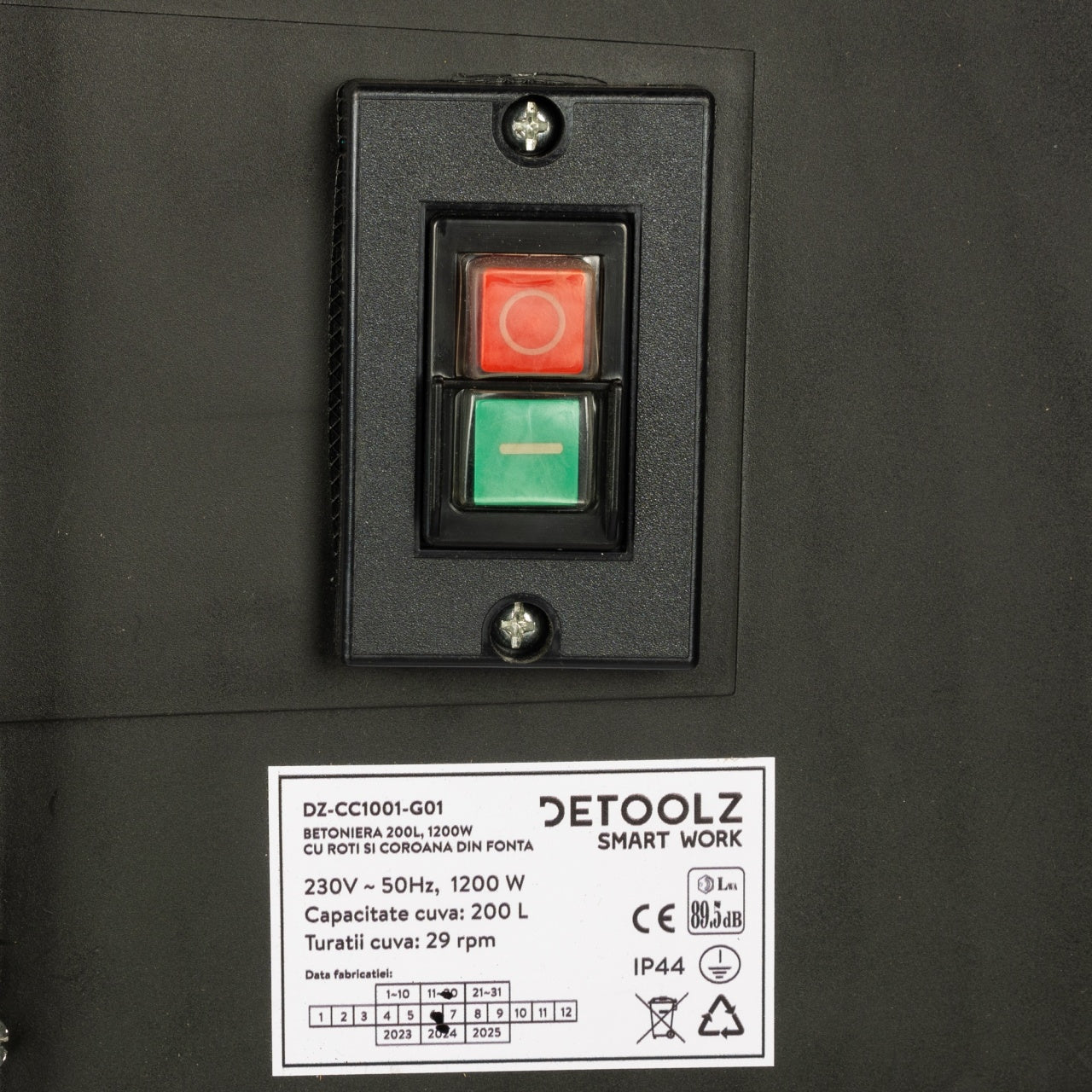 Betoniera Detoolz 200L, 1200W, cu roti si coroana de fonta