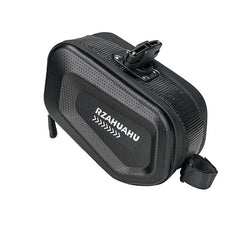 Borseta pentru bicicleta Kaveny, Hard Shell, material piele artificiala si carbon, 20x12x11.5 cm, prindere de sa, capacitate 2L, impermeabila, negru