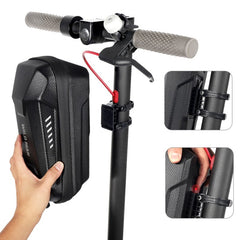 Borseta pentru bicicleta/trotineta Kaveny, spatiu de depozitare, antisoc, waterproof, cu fermoar, 3L, material carbon si plastic dur,  pentru trotineta electrica scuter, bicicleta, negru