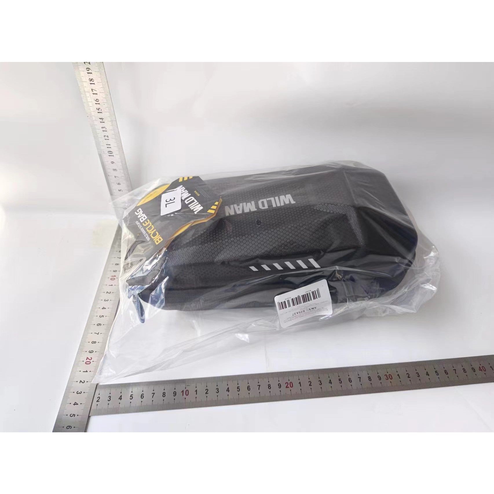 Borseta pentru bicicleta/trotineta Kaveny, spatiu de depozitare, antisoc, waterproof, cu fermoar, 3L, material carbon si plastic dur,  pentru trotineta electrica scuter, bicicleta, negru