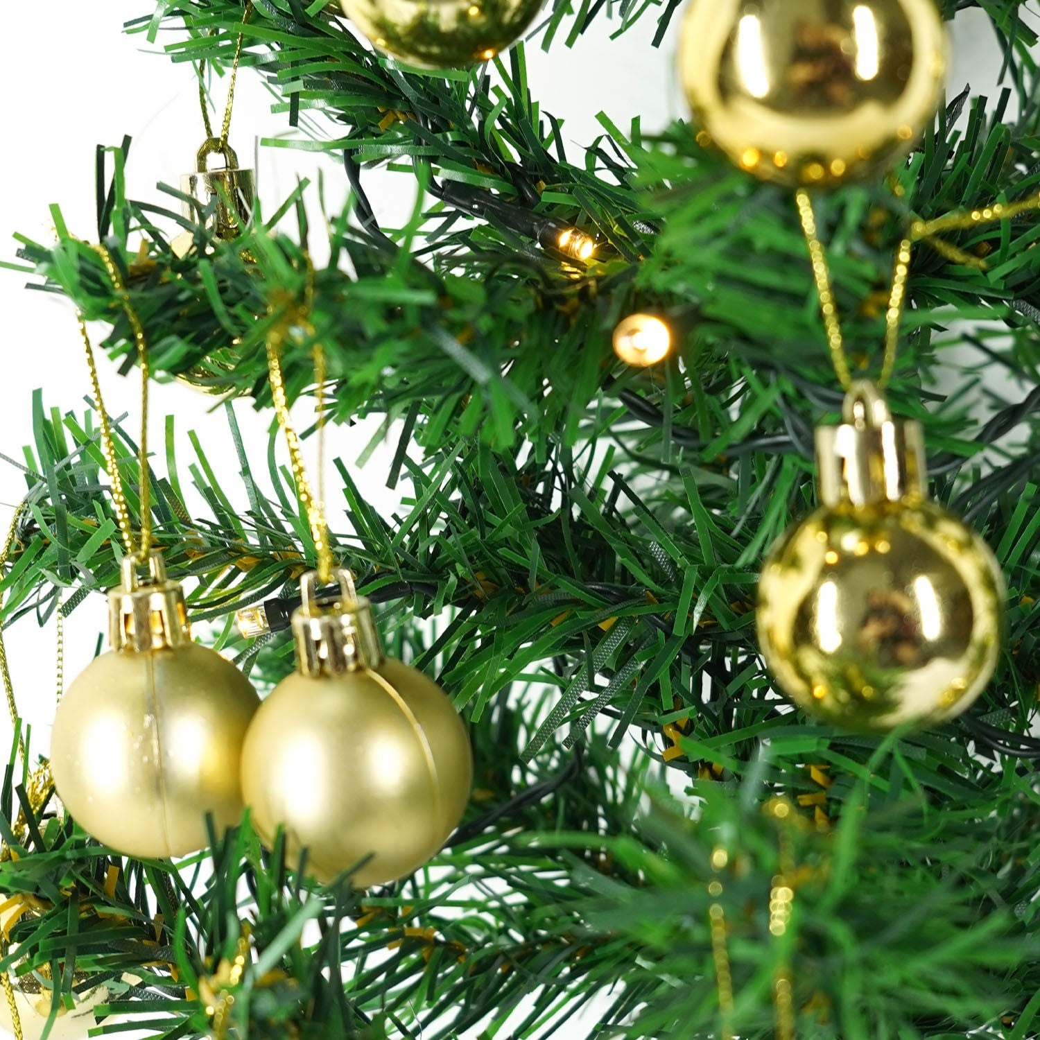 Brad Artificial Impodobit, 60 cm, suport plastic, cu instalatie luminoasa 20 LED alb cald + 20 globuri aurii incluse, Kadeny