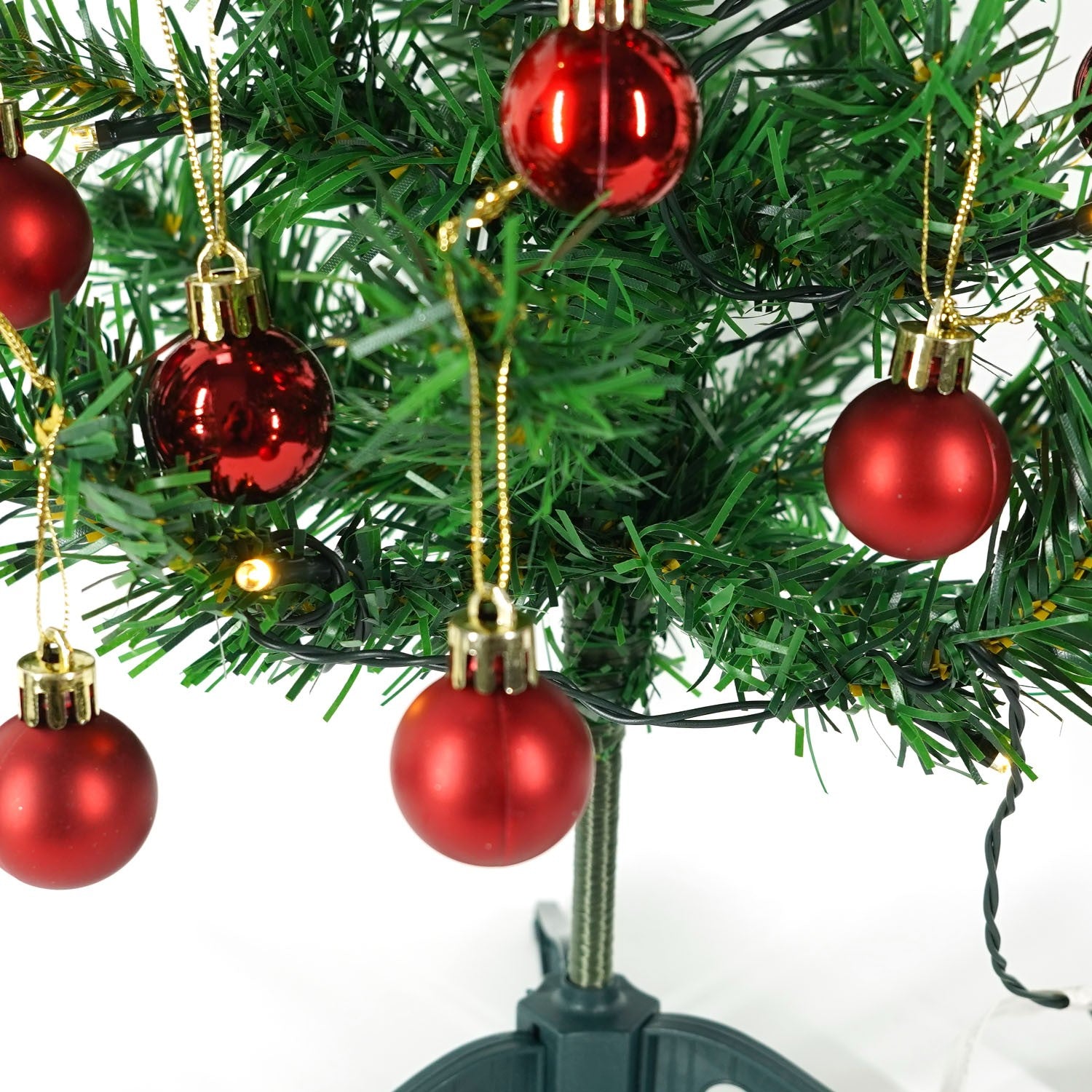 Brad Artificial Impodobit, 60 cm, suport plastic cu instalatie luminoasa 20 LED alb cald + 20 globuri rosii incluse, Kadeny
