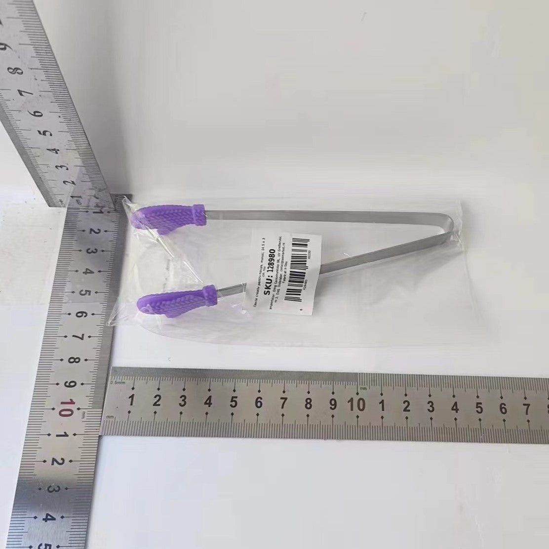 Cleste Creativ pentru Mancare, Kadeny, Model Manusi din Silicon, 14.5x3 cm, Rezistent la Temperaturi Inalte si Coroziune, Mov