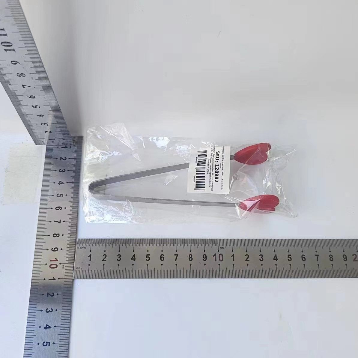 Cleste Creativ pentru Mancare, Kadeny, Model Inimioare din Silicon, 14.5x3 cm, Rezistent la Temperaturi Inalte si Coroziune, Rosu