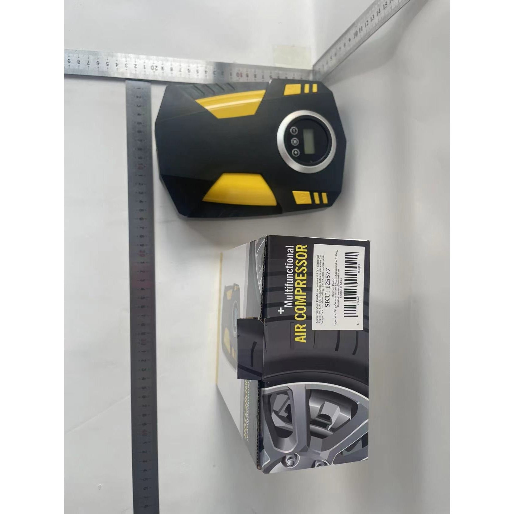 Compresor Auto Portabil cu Lanterna si Afisaj Electornic Kadeny, DC 12V, 120W, 35L/min, Cablu de alimentare 3m, Pompa Biciclete, Moto, Mingi, Saltele, Max 10.3bar, lumina LED, Negru