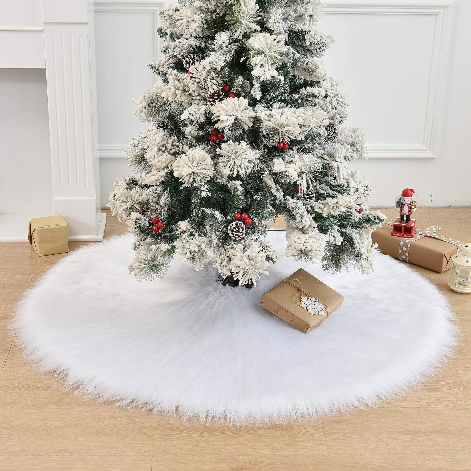 Covor pentru bradul de Craciun White Haipai, diametru 150 cm, blana cu o grosime 2.5-3 cm, alb