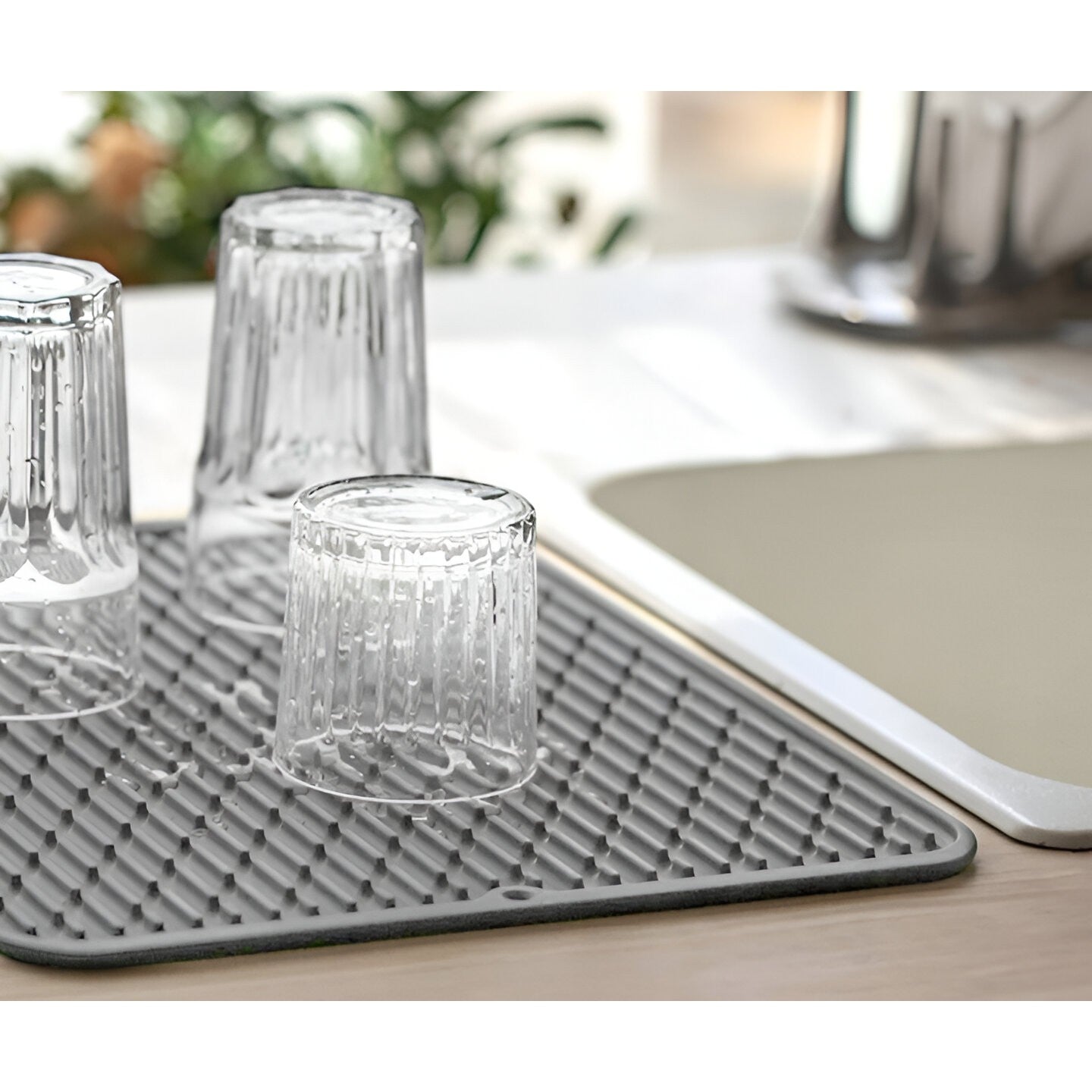 Covoras din Silicon pentru Scurgere Vase, Kadeny, Uz Casnic, Rezistent la Temperaturi Ridicate, Izolator, 43x32.5 cm, Negru