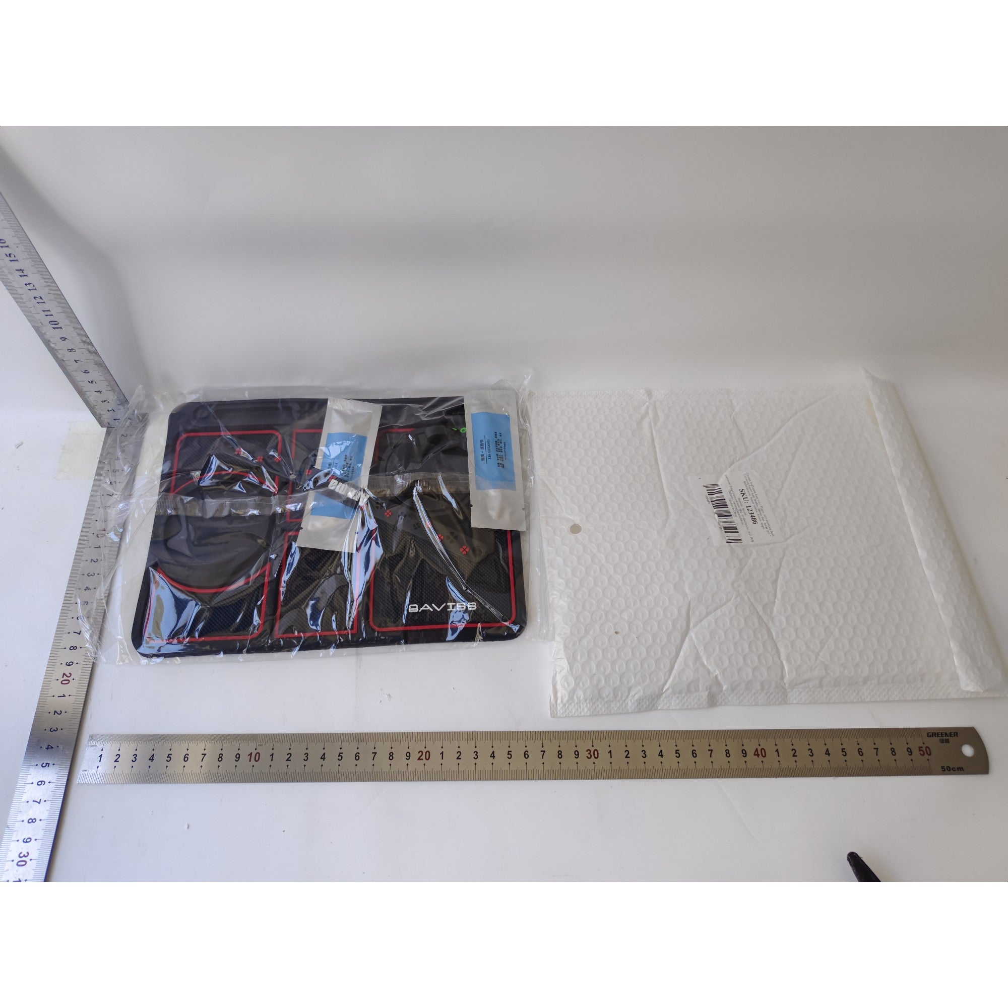 Covoras Pad/Suport Auto 4 in 1 Kadeny, Anti alunecare Bord, Universal, Suport Auto Telefon, Tableta, Gps, Rotire 360 ° Multifuntional, Numar telefon, Aroma, Negru