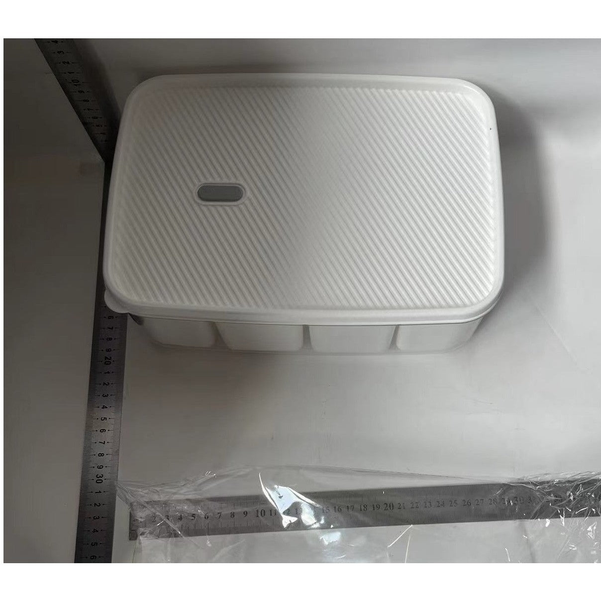 Cutie pentru Depozitare Alimente, Kadeny, 8 Compartimente cu Capac, Material PET+PP, 29 x 20 x 9 cm, Alb/Transparent