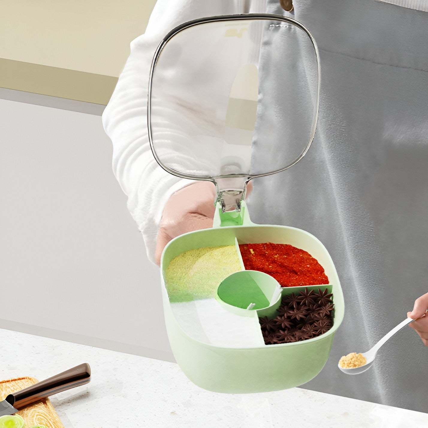 Cutie de Depozitare a Condimentelor, Kadeny, de Uz Casnic, cu Maner Stabil, cu Capac, 4 Compartimente Principale, 21 x 14 x 10 cm, Verde