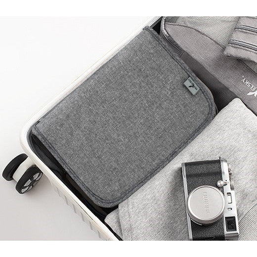 Geanta cosmetice voiaj, Kadeny, material textil, impermeabil, Gri, 12.5 x 9 x 22 cm