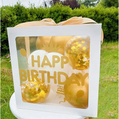Cutie pentru Baloane, Kaveny, Tematica Aniversare, Model Scris Happy Birthday, Baloane Aurii, Albe si Panglica Incluse, Contur Alb, Transparenta, 30x30 cm