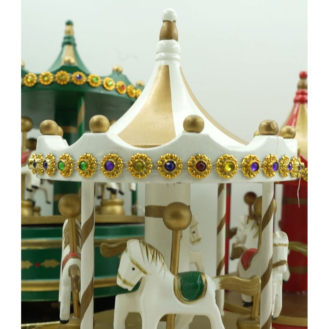 Cutiuta muzicala decorata de Craciun, Carusel rotativ, Alb, din Lemn, Interior, Kadeny