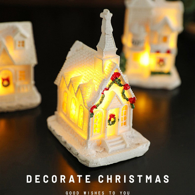 Decoratiune Ornament de Craciun, Kadeny, Biserica de Craciun din Rasina, Model Biserica Mica Iluminata din Interior, 8.8 x 6 x 4.5 cm, Alb