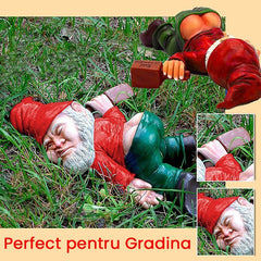 Decoratiune pentru Gradina, Kadeny, Model Pitic de Gradina Beat, Statuie Amuzanta pentru Gradina, Decor pentru Gradina, Gnom Beat, 15 cm, Rosu