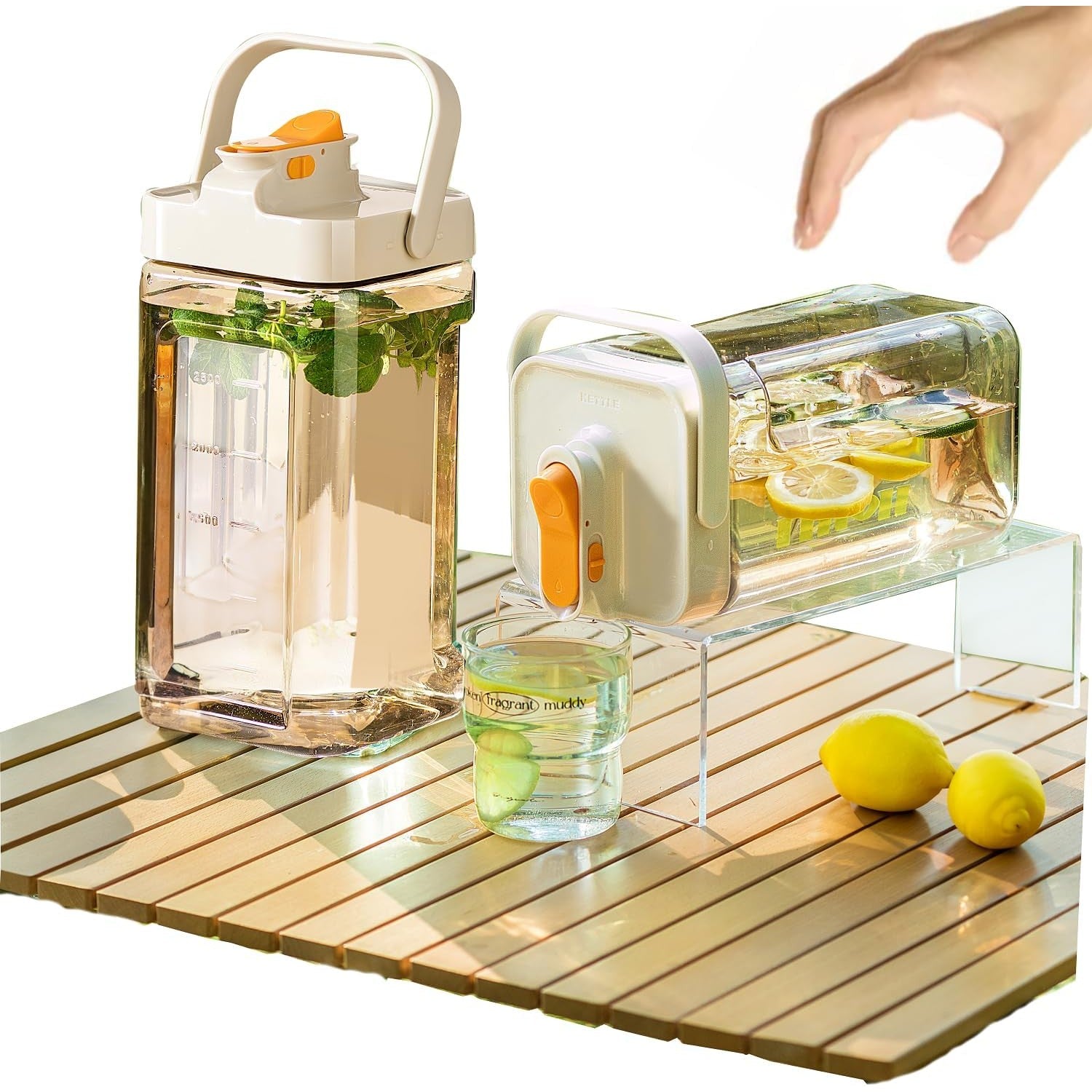 Dozator portabil pentru bauturi Kaveny, 3.5 litri, capac etans, duza deschidere/inchidere, recipent din plastic, gradat, filtru, maner, 29.7 x 14.1 x 14.4 cm, pentru diverse bauturi, alb