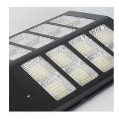 Lampa solara stradala Kaveny, cu telecomanda, senzor de miscare si lumina, suport prindere, 640 LED-uri, IP65, ABS, 20AH, 400W, temperatura culoare 6500K, 59.7x34.8x7.2 cm, autonomie 10-12 ore, negru