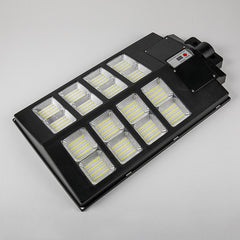 Lampa solara stradala Kaveny, cu telecomanda, senzor de miscare si lumina, suport prindere, 640 LED-uri, IP65, ABS, 20AH, 400W, temperatura culoare 6500K, 59.7x34.8x7.2 cm, autonomie 10-12 ore, negru