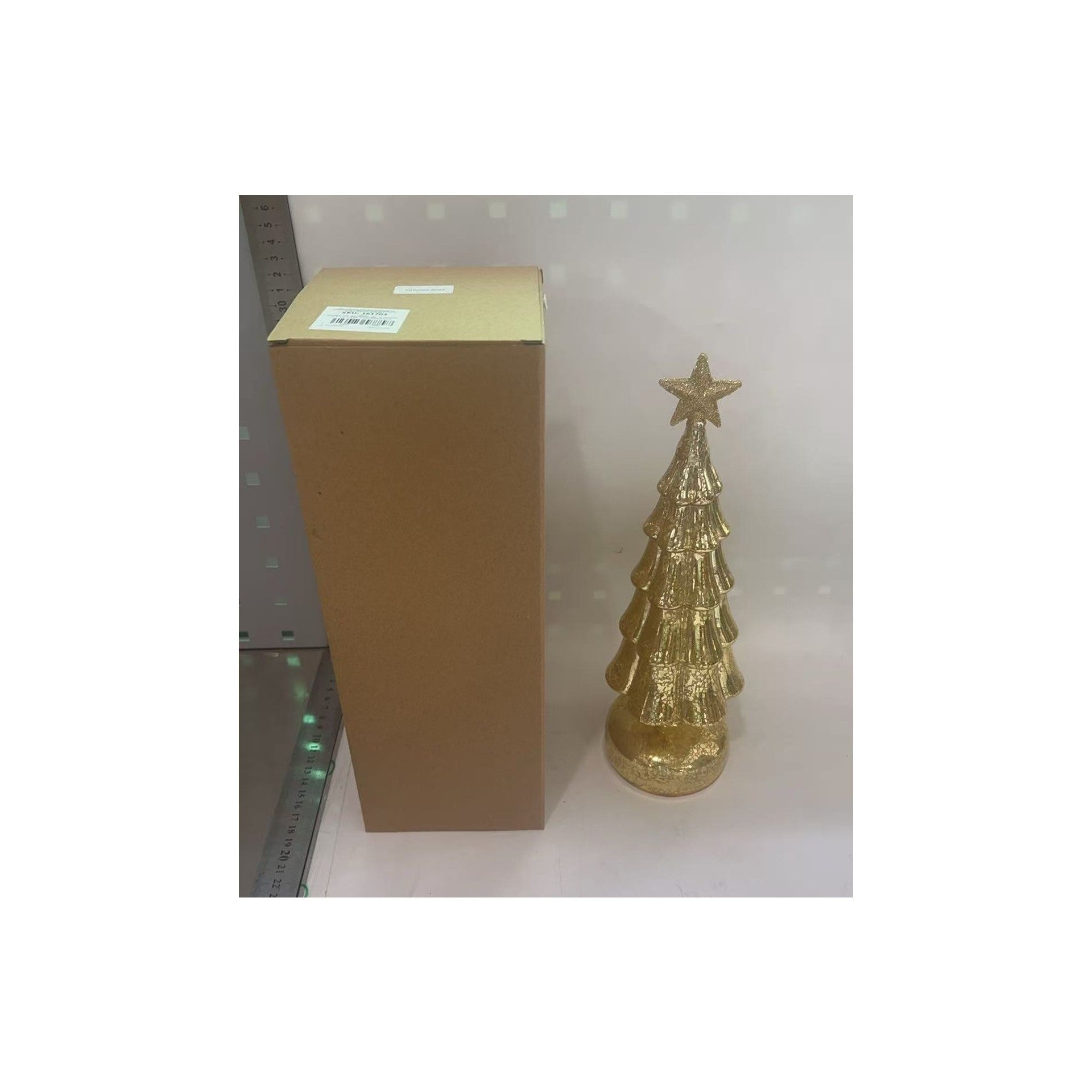 Decoratiune de Craciun, Kadeny, Model Brad cu Stea, din Sticla, Lumini, Baterii 3 AA, 31.5 x 9 cm, Auriu