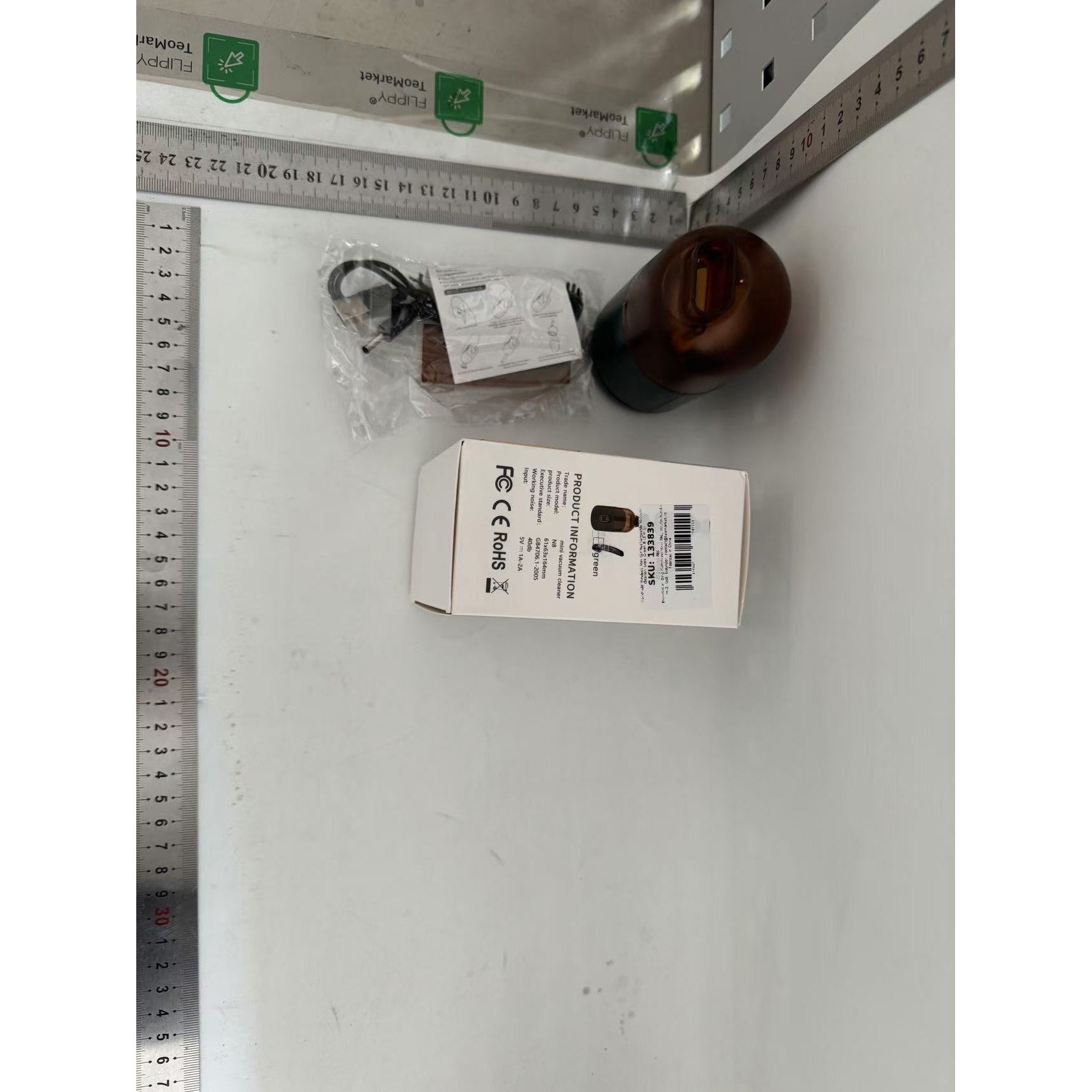 Aspirator Portabil pentru Automobil, Kadeny, Aspirator mic fara Fir, pentru Casa si Masina, incarcare USB, 2 in 1, 16.3x6 cm, Verde