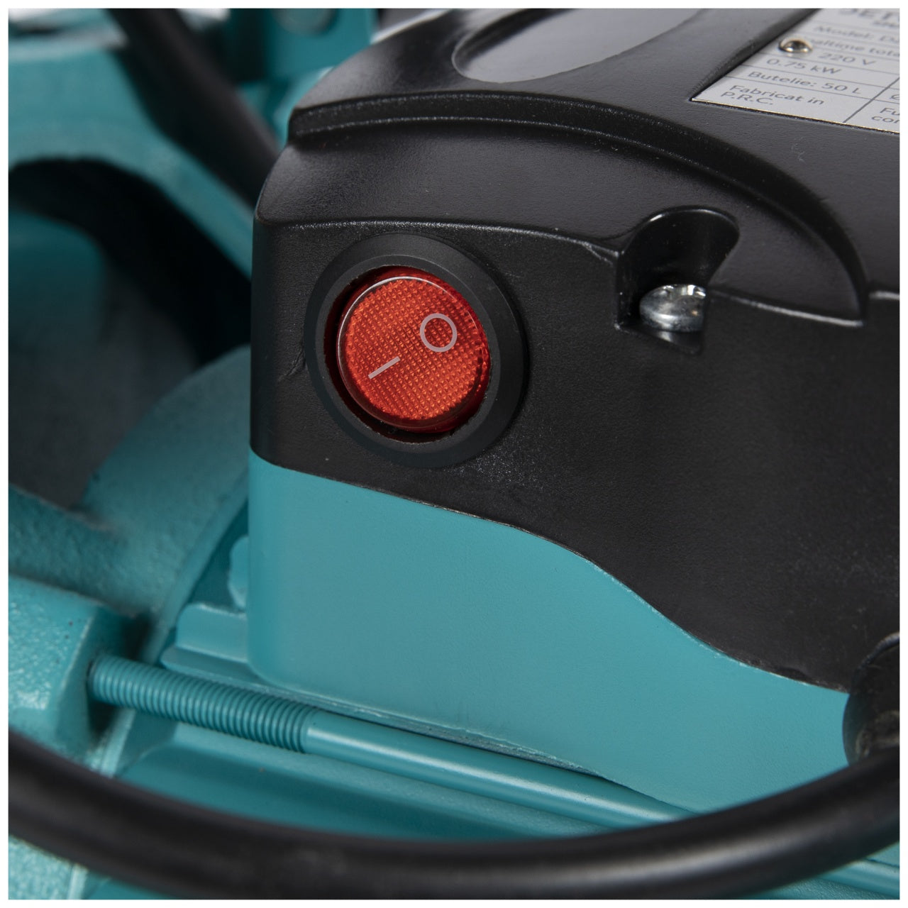 Hidrofor Detoolz 0.75 kW, debit 3300l/h, inaltime de pompare 45m, carcasa pompa fonta, volum butelie 50 litri