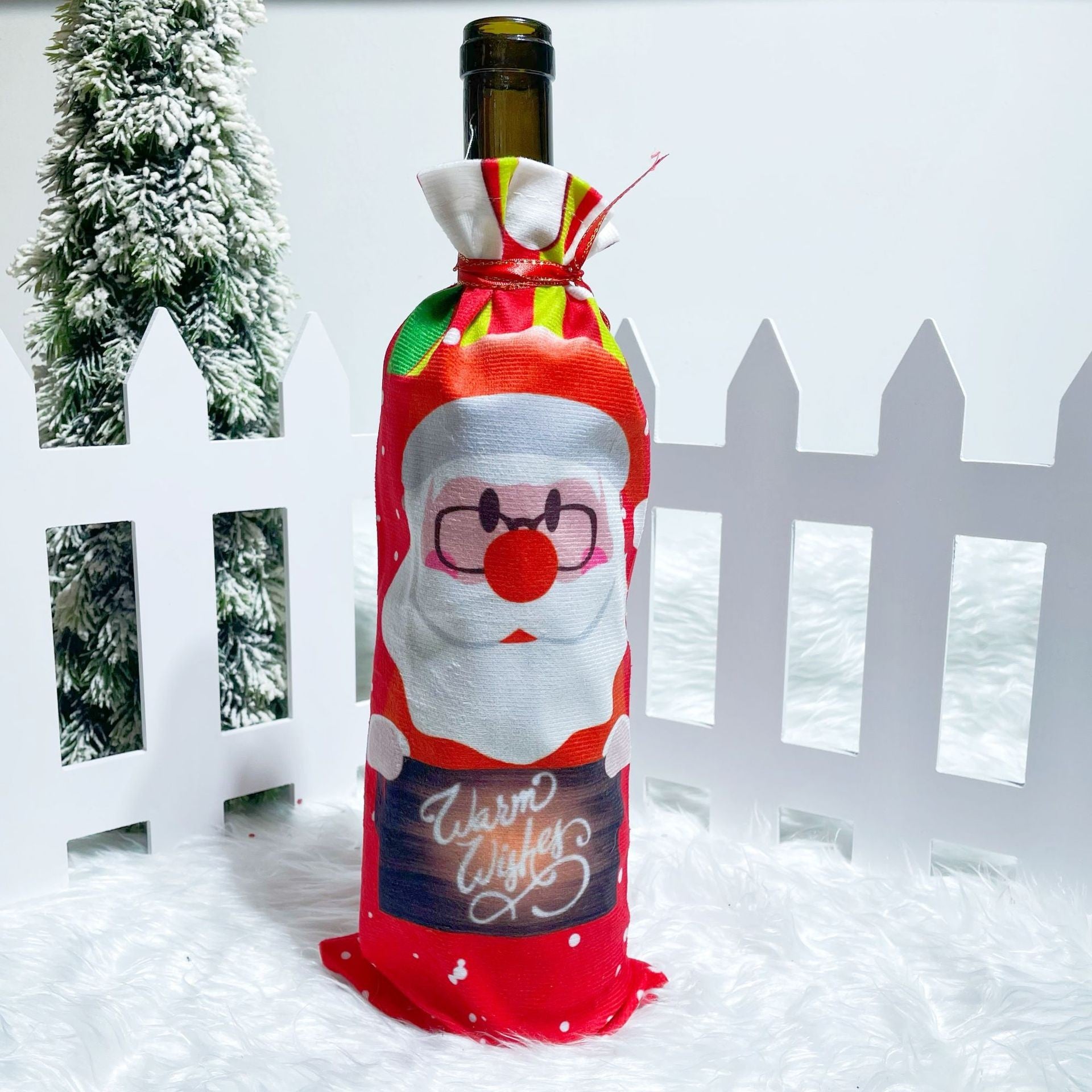 Husa Craciun pentru sticla de vin Kadeny, tema Mos Craciun, material textil, 34 cm, multicolor