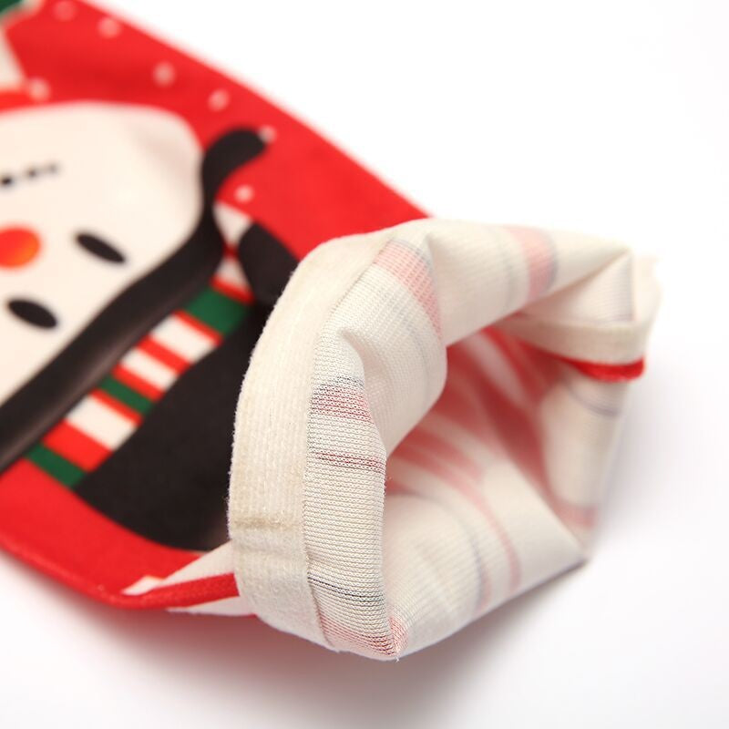 Husa Craciun pentru sticla de vin Kadeny, tema Mos Craciun, material textil, 34 cm, multicolor