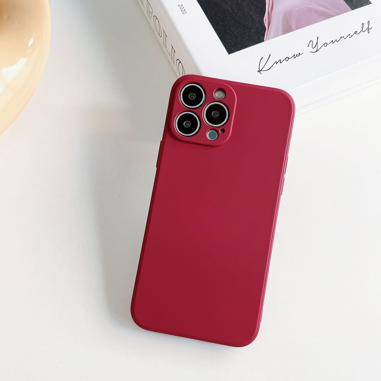 Husa pentru Apple iPhone 14 Kaveny, Liquid Silicone, cu Microfibra pe interior, Protectie Antisoc, Wine red, Claret