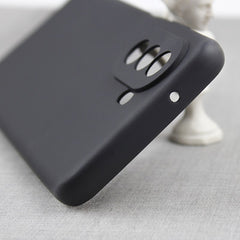 Husa pentru Huawei NOVA Y70, Kaveny, Liquid Silicone, cu Microfibra pe interior, Protectie Antisoc, Negru