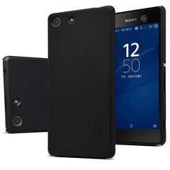 Husa Sony Xperia M5 Nillkin Frosted Shield Negru + Folie de protectie