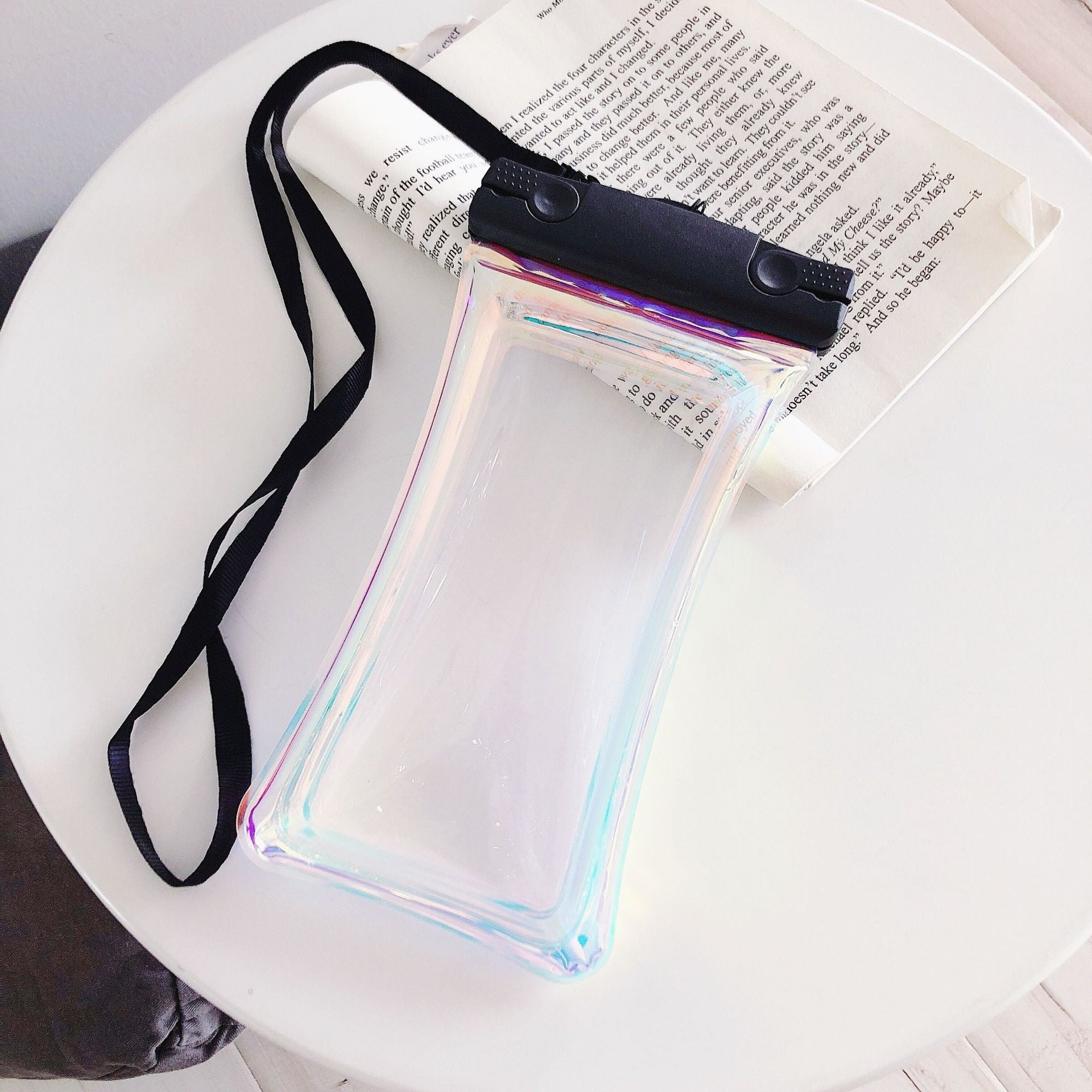 Husa subacvatica Holografica Waterproof Kaveny, Snowproof, Universala, Impermeabila, cu Snur, pentru telefon sau documente, Negru