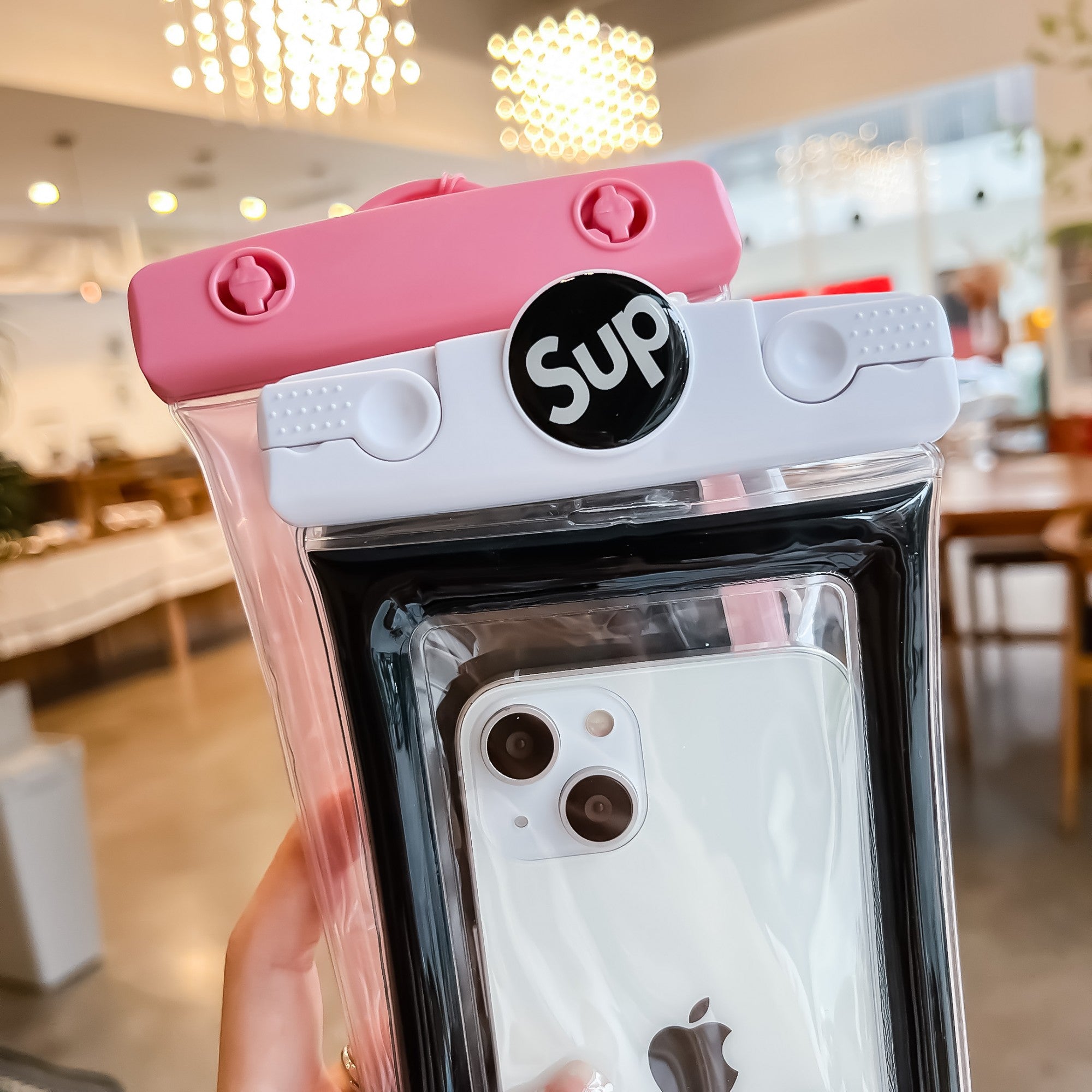 Husa subacvatica Mascot Waterproof Kaveny, Snowproof, Universala, cu Snur, pentru telefon sau documente, Piggy, Roz