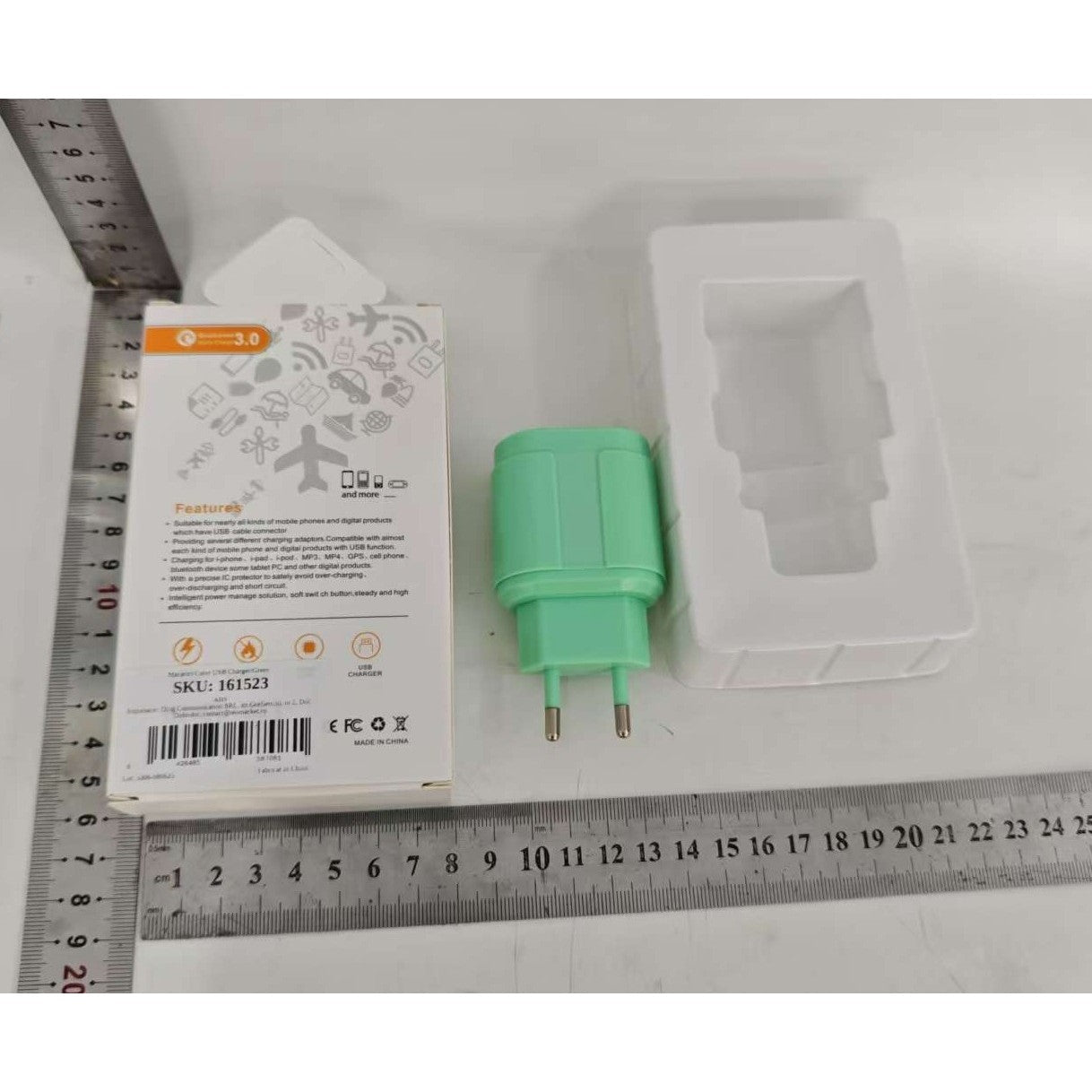 Incarcator Rapid QC3.0, Kadeny, 3 Porturi USB, 2.1A, 18W, din ABS, Protectie Supraincalzire, Gama Macarons, Verde