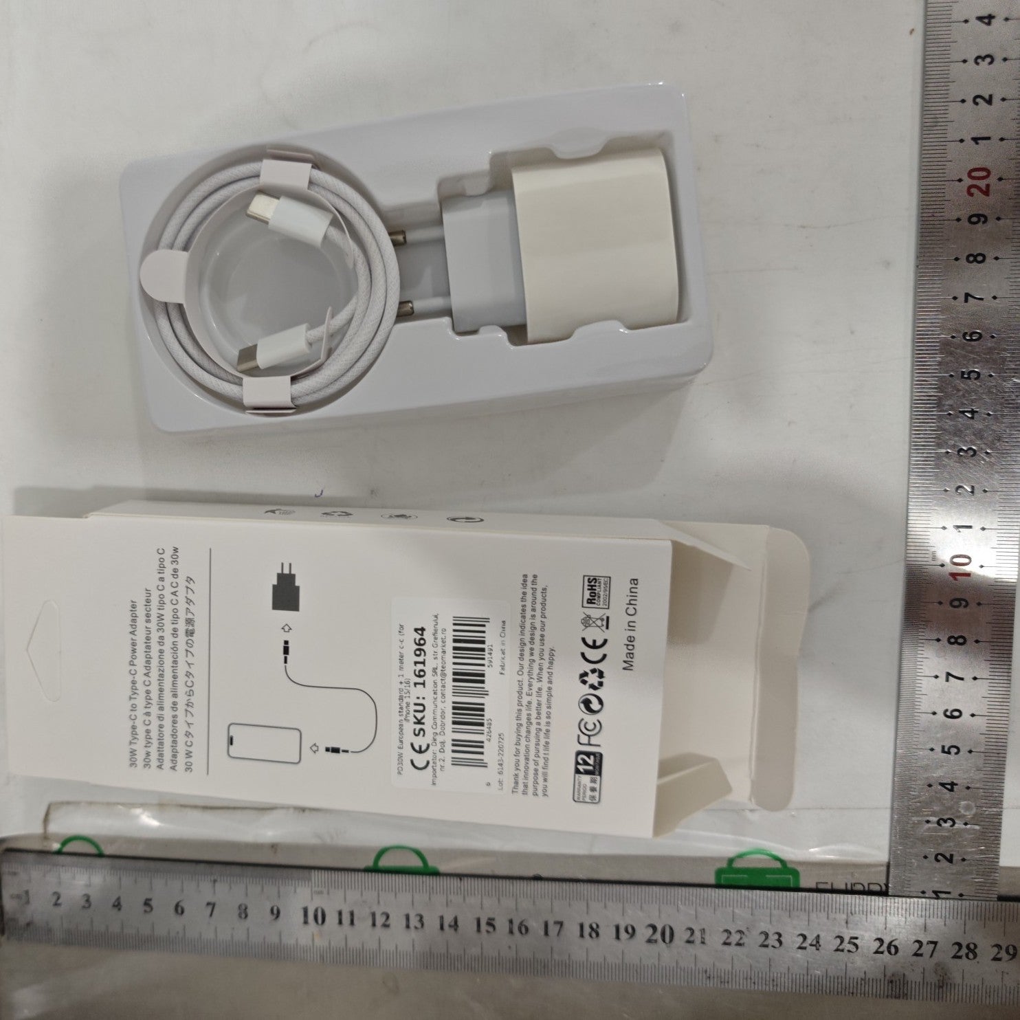 Incarcator Retea Fast Charge, Kadeny, Incarcator Standard European PD30W, Compatibil cu iPhone 15/16, Cablu Fast Charge Inclus de 27W, 1m, Alb