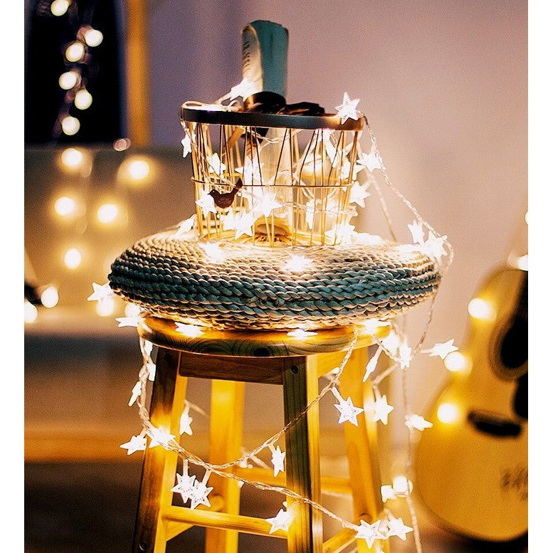 Instalatie Craciun, 1.5 metri, 10 LED-uri cu Ornament tip Stea, Alb Cald, USB lung, fir cupru, liniar, interior/exterior, Kaveny