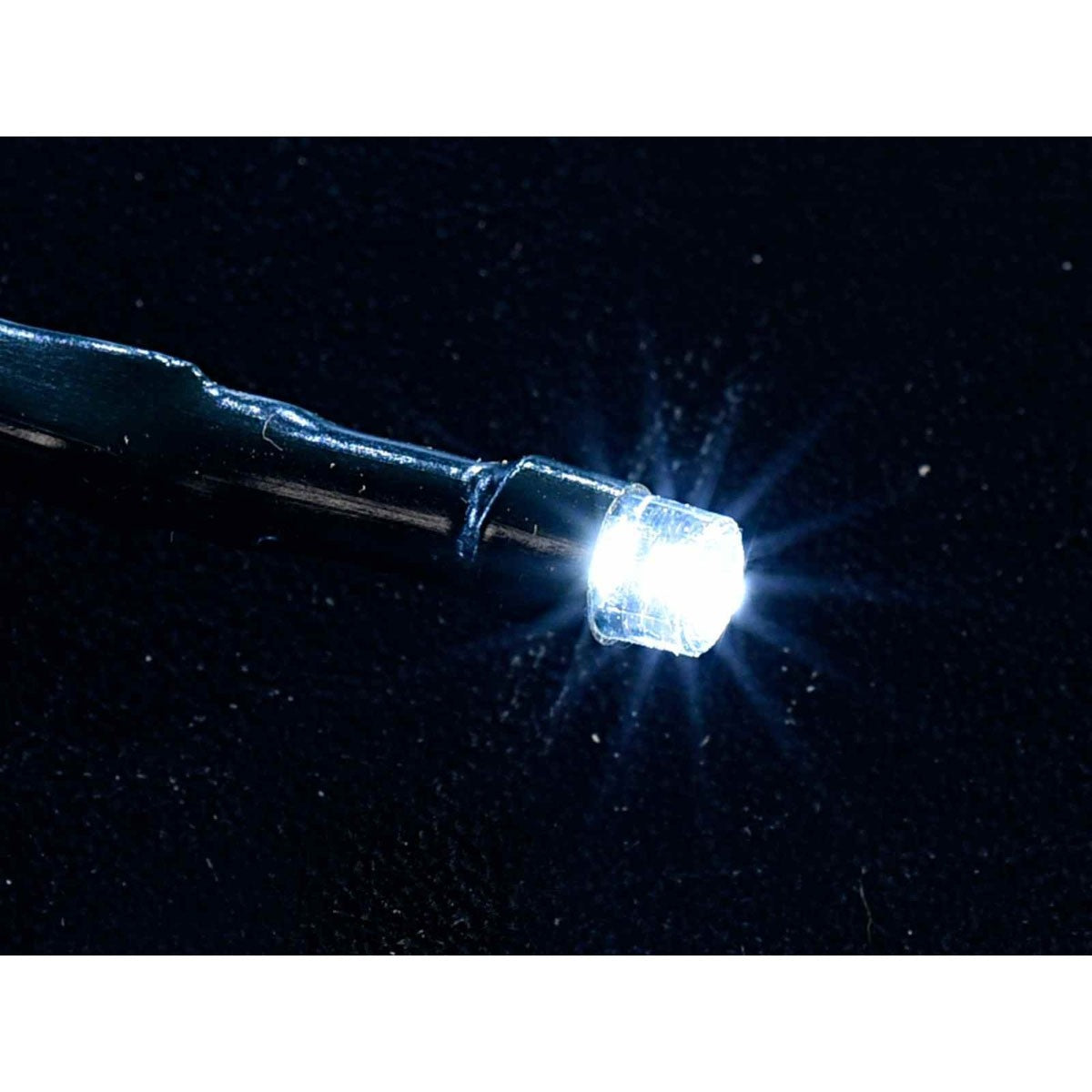 Instalatie Craciun Profesionala de Exterior IP65, 184 m, 1840 Led-uri Mari ,Liniara, Alb rece, Interconectabila, Prelungitor 1.5 m inclus, Fir Negru, Kaveny