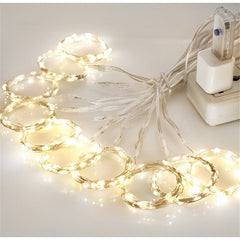 Instalatie Craciun, Tip Perdea IP44, 3m x 1m, 100 Led-uri, Alb cald, USB si telecomanda cu 8 functii, Kaveny