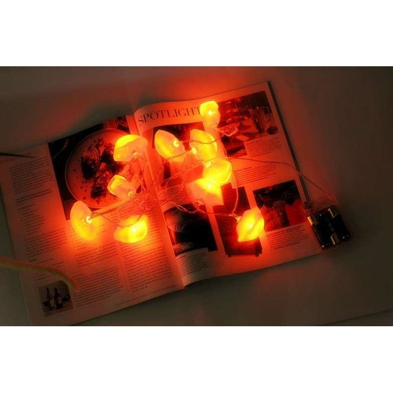 Instalatie de Craciun, Kaveny®, Tip Sir cu Baterii, 1.5 m, 10 LED-uri, Model Buze, Rosu