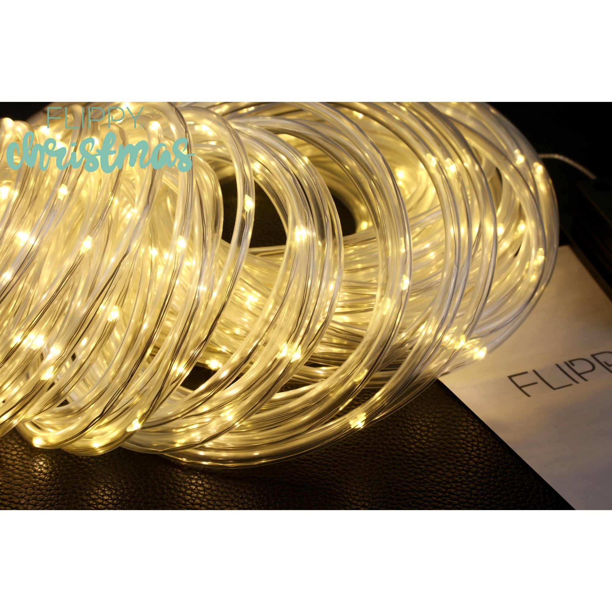 Instalatie luminoasa de Craciun tip furtun luminos, 300 LED-uri, 32 metri lungime, 8 programe, 2 metri prelungitor, sarma din cupru, incarcare solara, alb cald, Kaveny