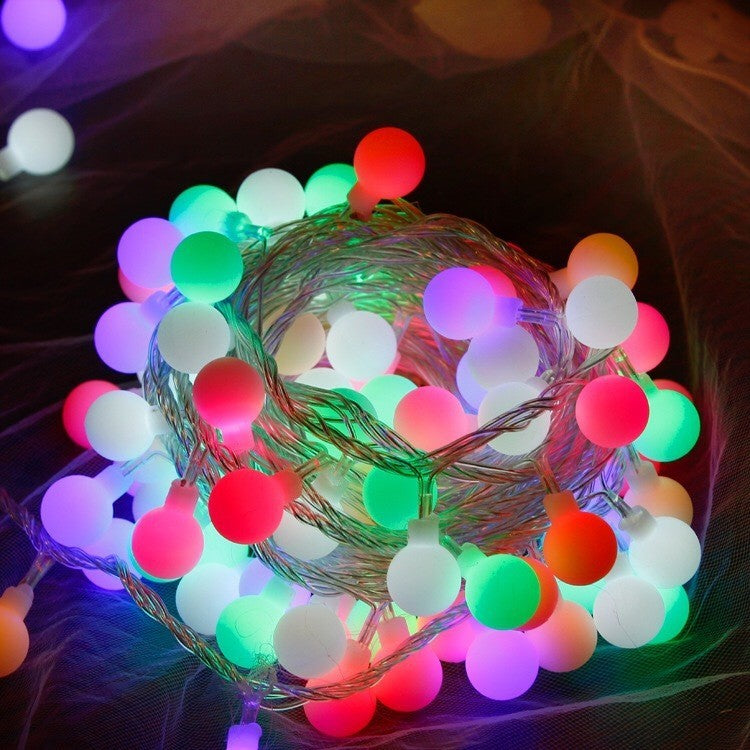 Instalatie sfere brad Craciun Kaveny, 3 metri, 20 LEd-uri, alimentare la retea, fir transparent, multicolora